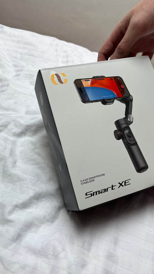 🎥 Praktyczny ręczny stabilizator gimbala AOCHUAN Smart XE