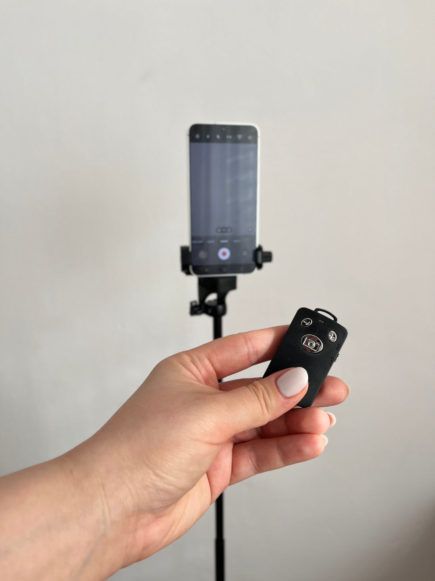 Statyw i Selfie Stick 2w1 — wysokość do 2 metrów